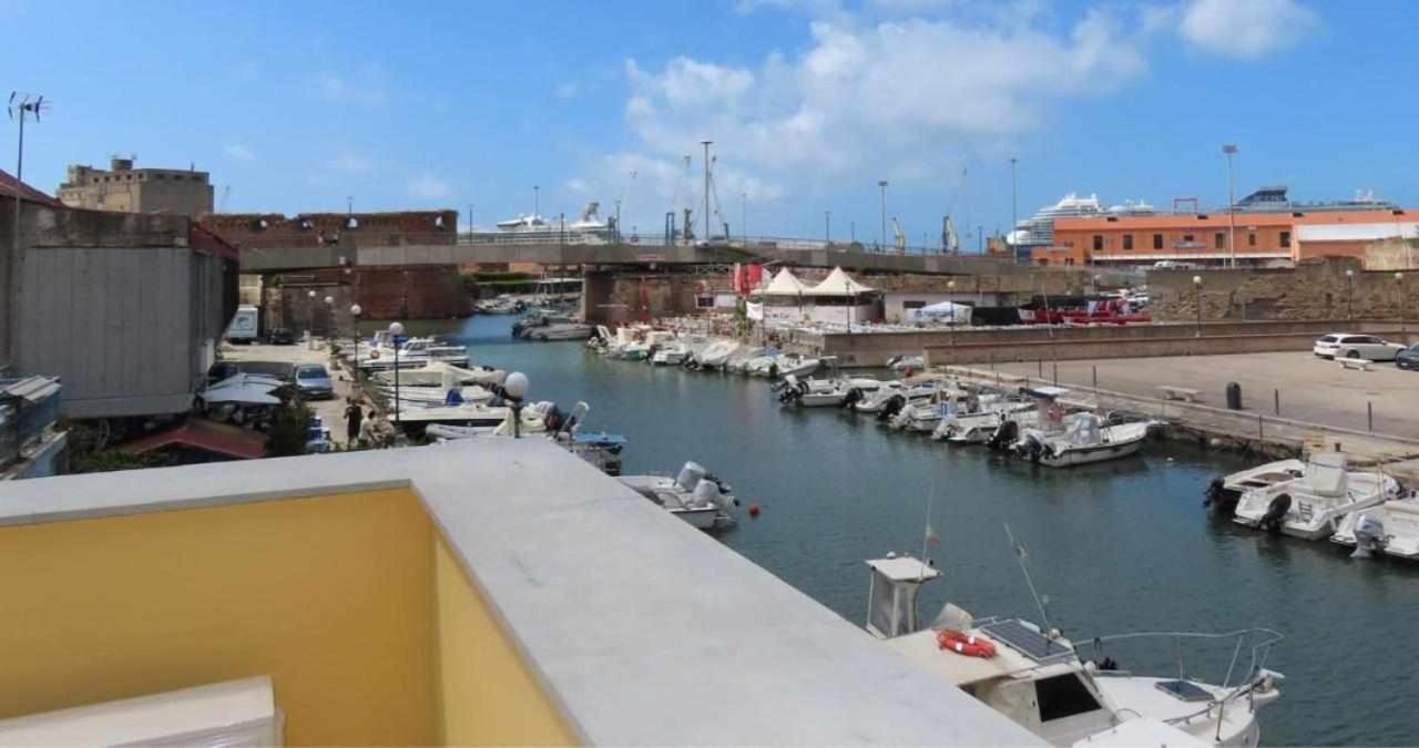 Waterfront Balcony I Grani 1 Resort Style Suite Livorno Exterior foto