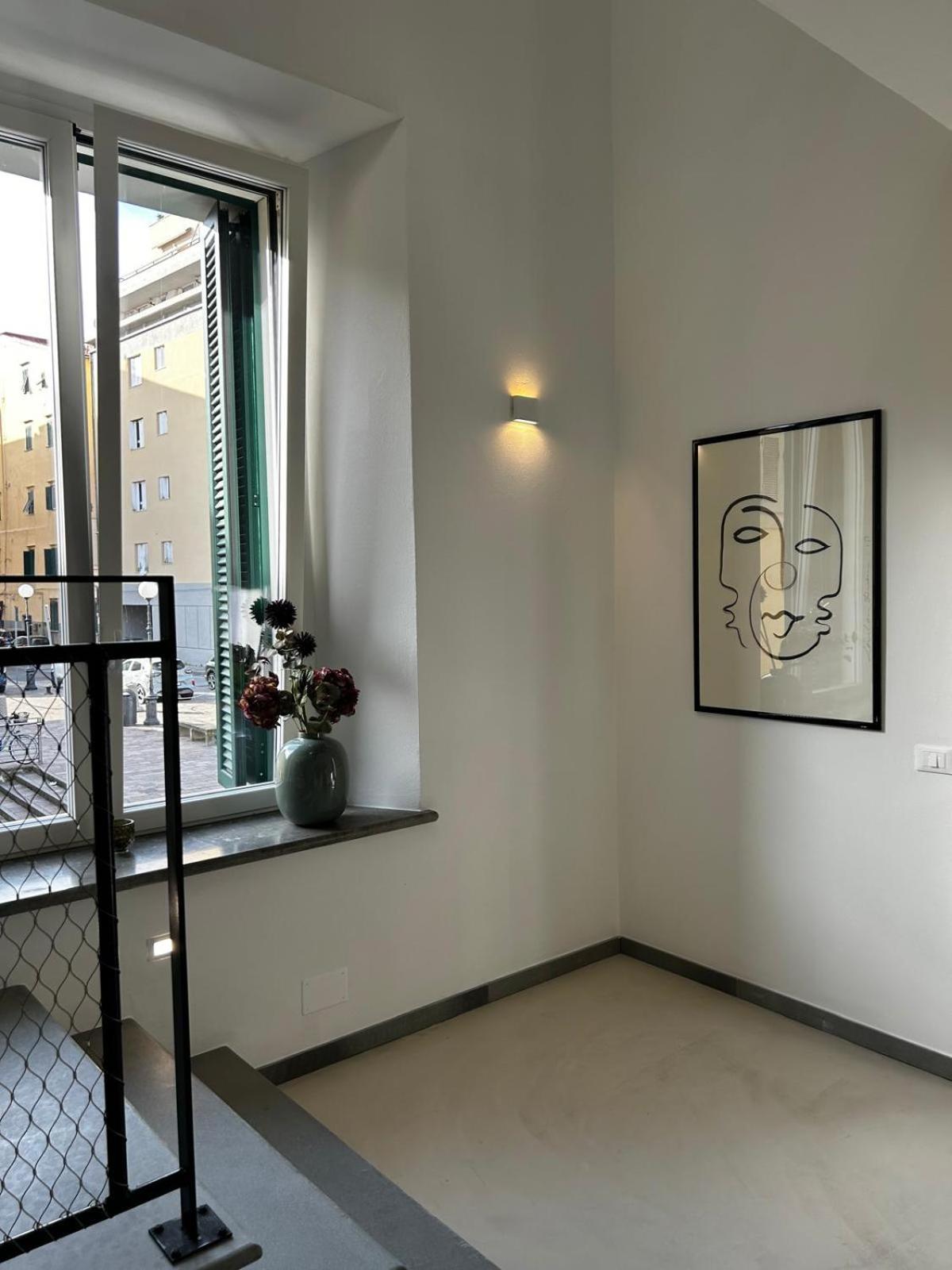 Waterfront Balcony I Grani 1 Resort Style Suite Livorno Exterior foto